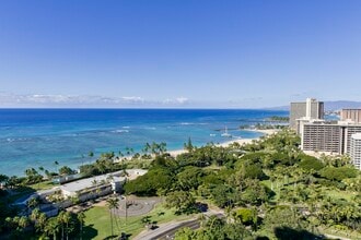 Building Photo - 223 Saratoga Rd