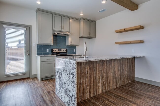 Building Photo - PRE-LEASING FOR A JULY MOVE-IN: Recently Built 3/2/2 in Cooper ISD