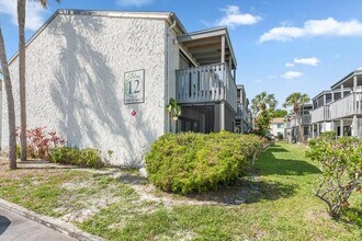 Building Photo - 11566 7th Ln N