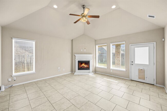 Building Photo - 5615 Glenfield Spring Ln