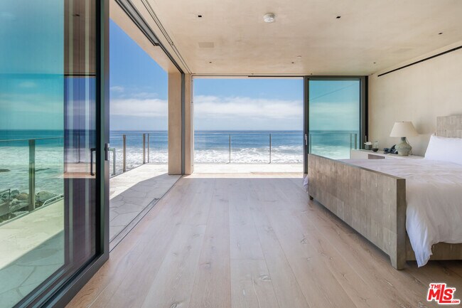 Building Photo - 31346 Broad Beach Rd