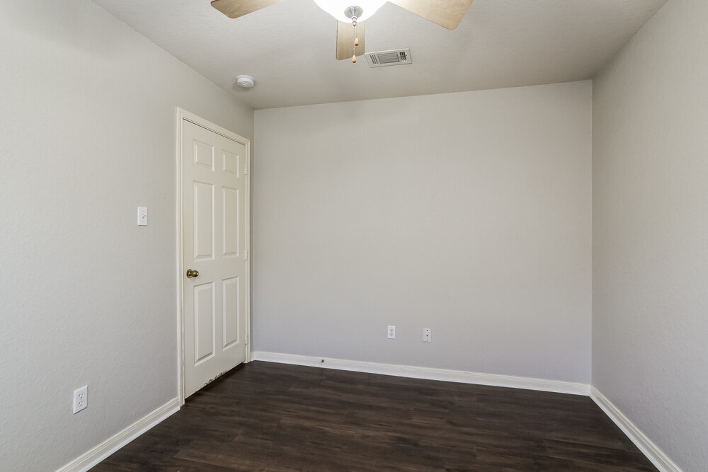 Building Photo - 24030 Rockygate Dr