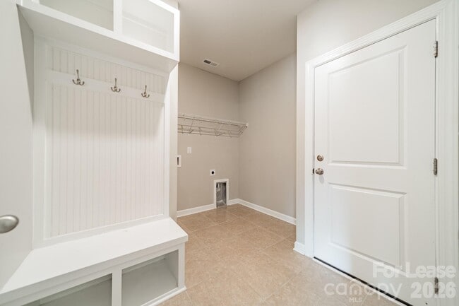 Building Photo - 4124 Canopy Creek Dr