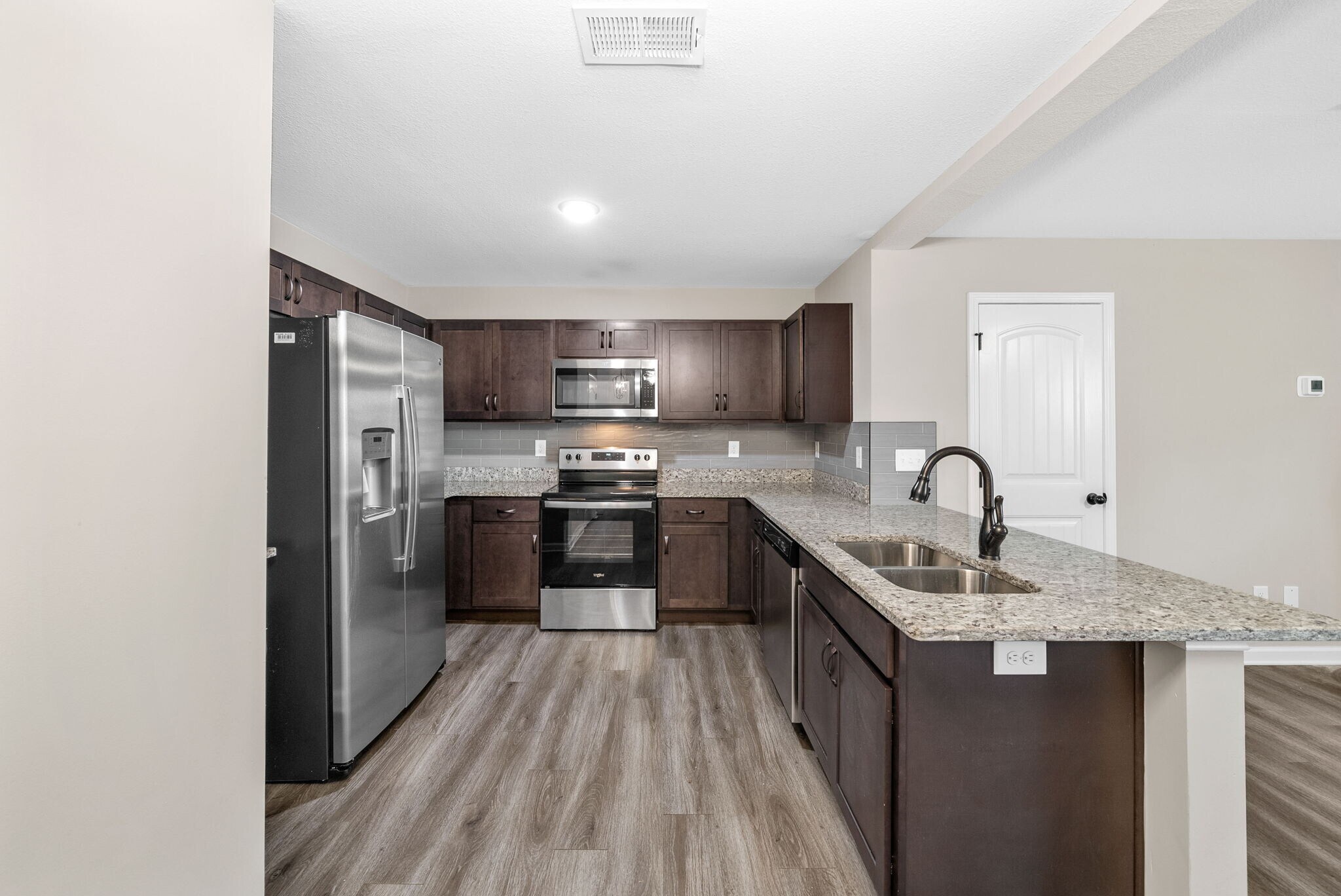 Building Photo - 428 Glenstone Springs Dr