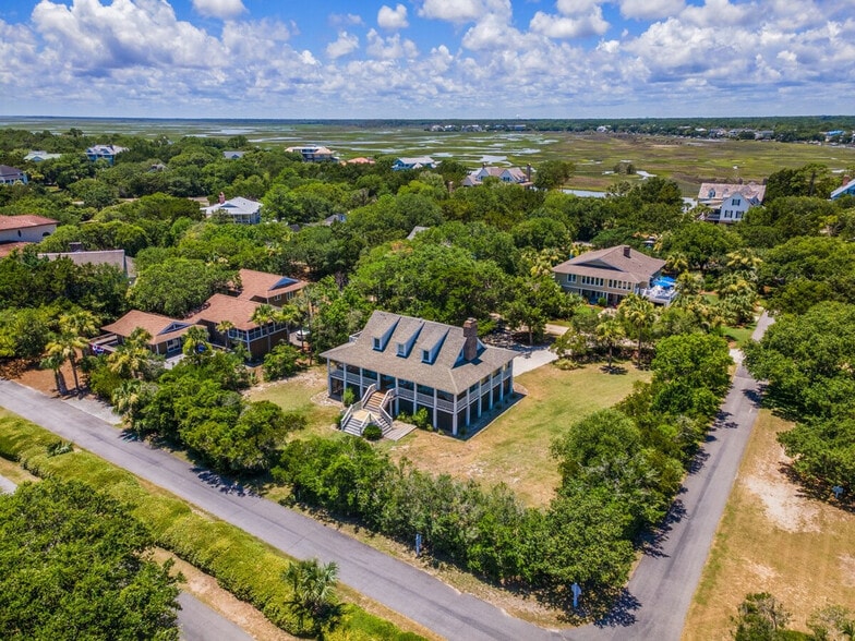Building Photo - 256 Pioneer Loop