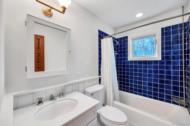 Building Photo - 150 Copeces Ln