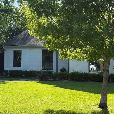 Building Photo - 7407 Caillet St
