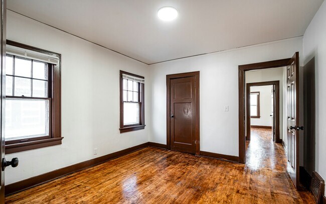 Building Photo - 2548 N 38th St
