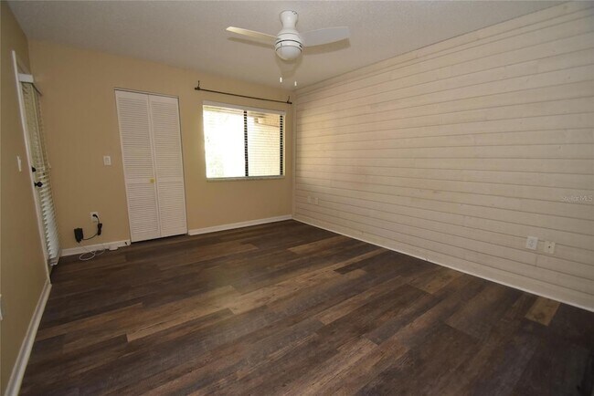 Building Photo - 1687 Brookhouse Cir
