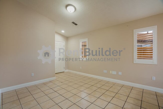 Building Photo - CALL US TODAY AT (505) 808-6467 TO SCHEDUL...