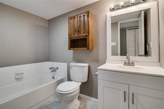 Building Photo - 3613 Sugarberry Dr