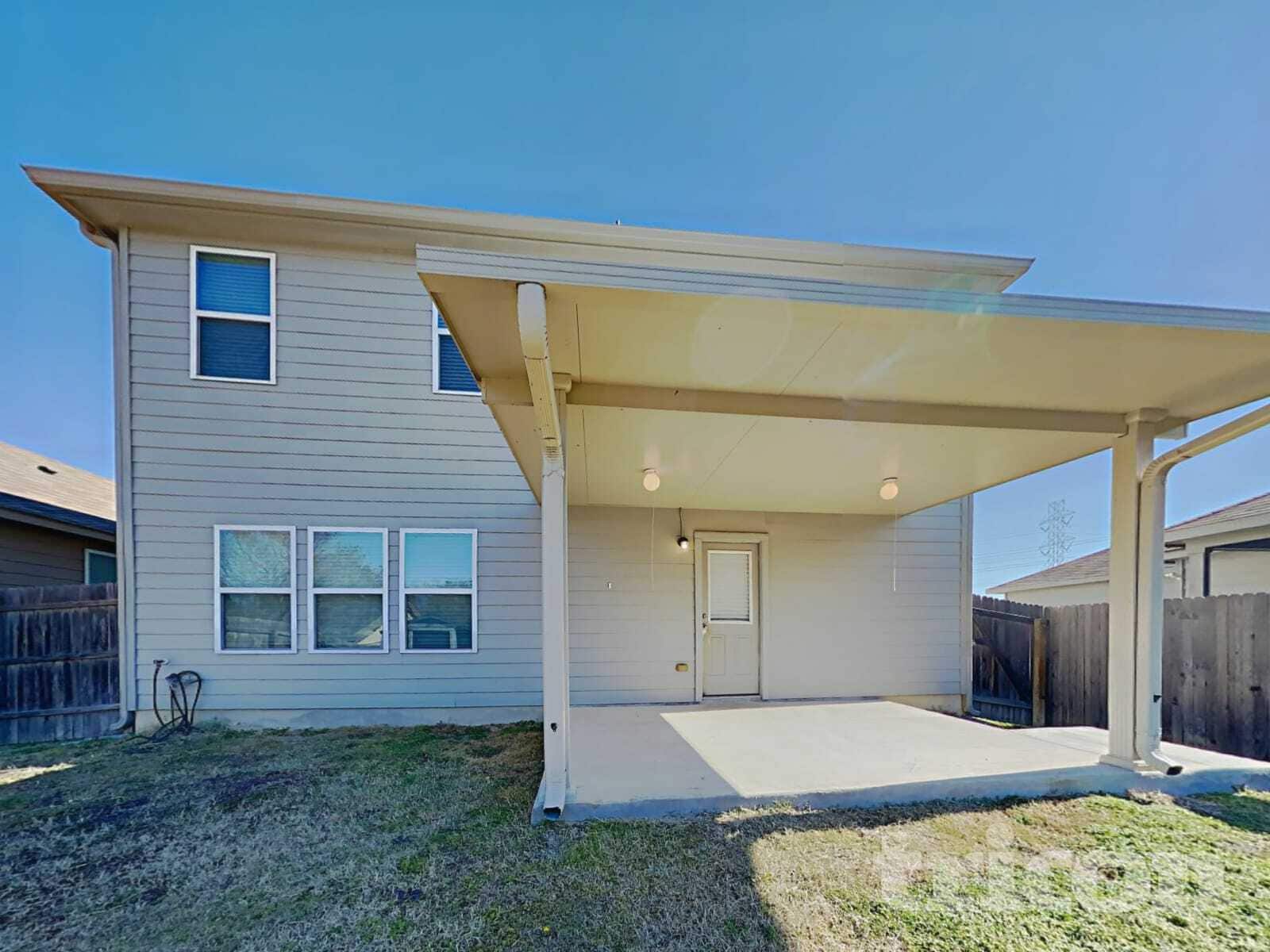 Building Photo - 9411 Sandy Rdg Wy