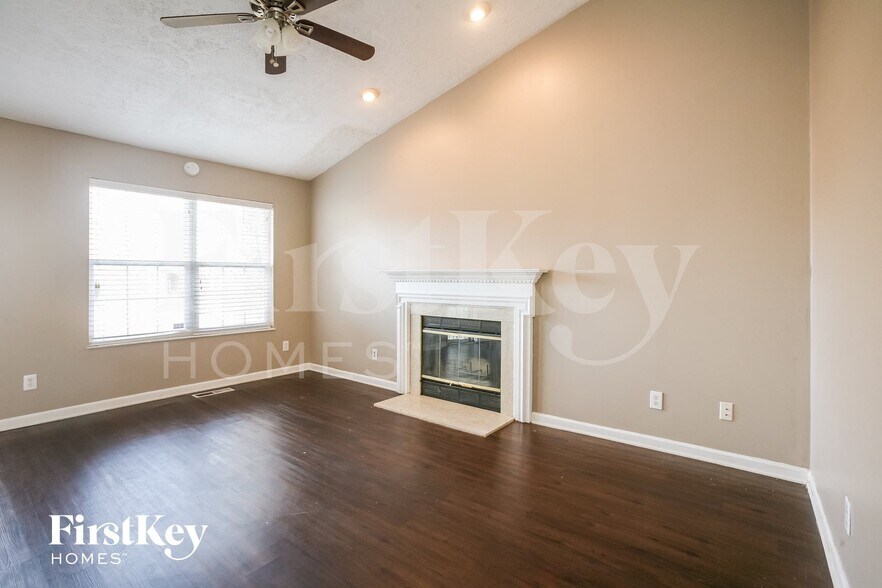 Building Photo - 3839 Libra Ln