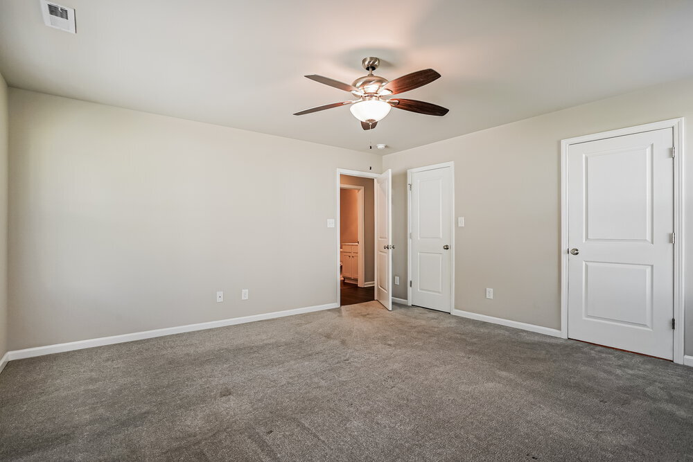 Building Photo - 114 Winter Red Wy