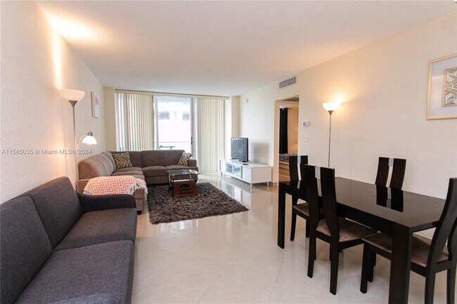 Building Photo - 4001 South Ocean Drive Apt #3L, Hollywood,...