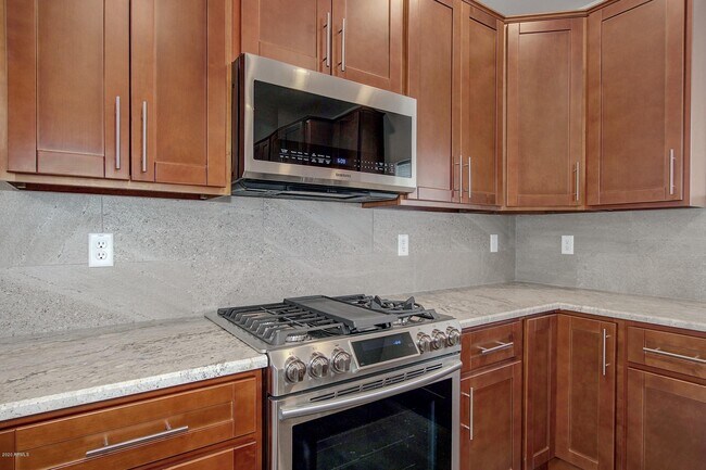 Building Photo - 4515 N 44th St