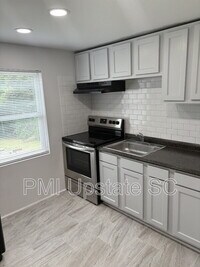 Building Photo - 201 Chandler Dr