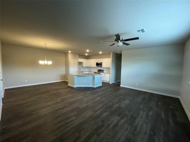 Building Photo - 25512 Starling Ln