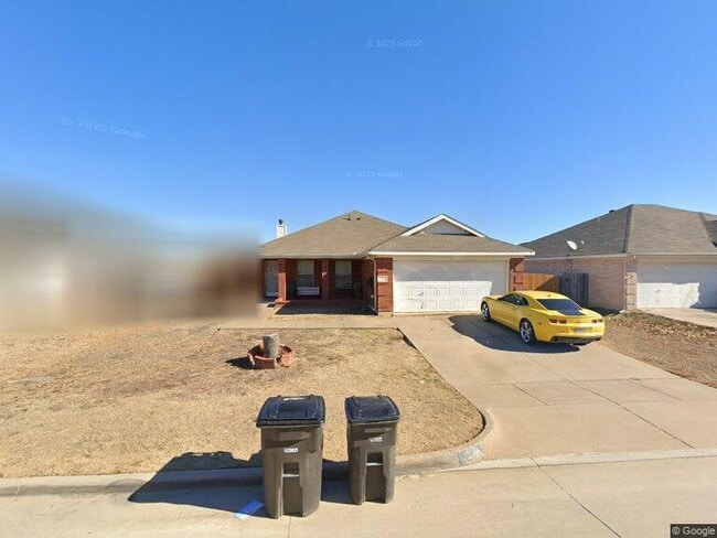 Primary Photo - 3912 Silver Springs Dr