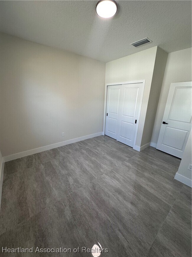 Building Photo - 619 Aston Martin Dr