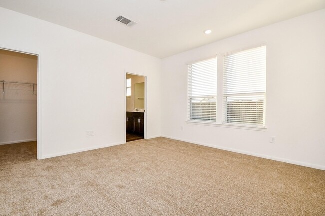 Building Photo - 17867 Baleage Ln