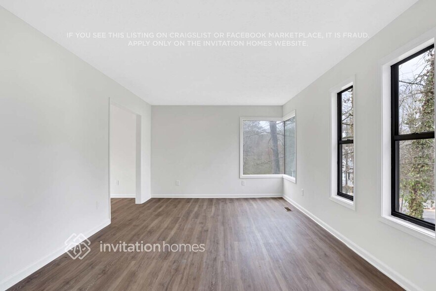 Building Photo - 1790 Blackwillow Dr