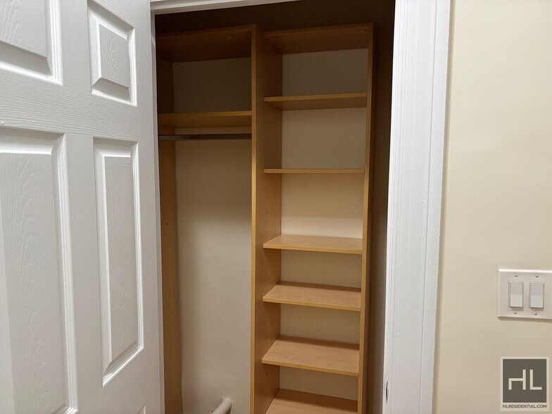 Building Photo - WEST 13 STREET