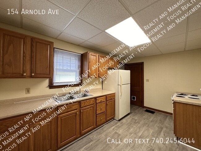 Building Photo - 154 Arnold Ave