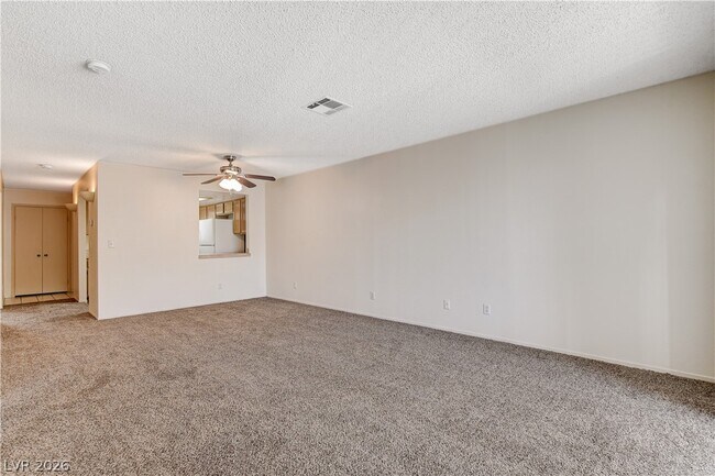 Building Photo - 7100 W Pirates Cove Rd