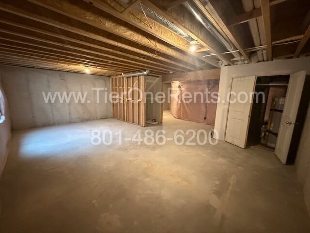 Building Photo - This property offers a NO DEPOSIT option available