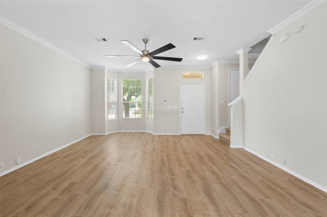 Building Photo - 6206 Scotchwood Dr