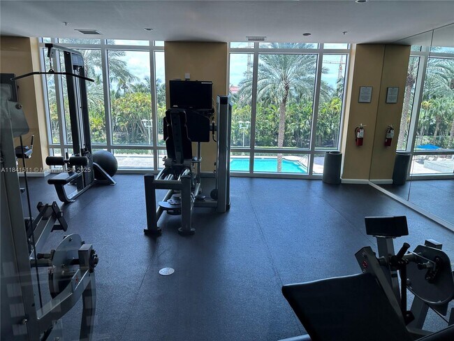 Building Photo - 1755 E Hallandale Beach Blvd