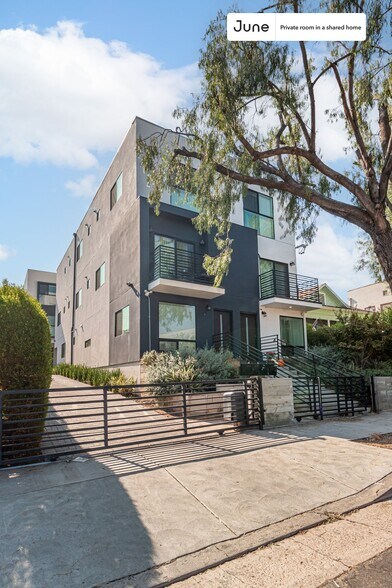 Building Photo - Room in Shared 5 bed/5 bath home