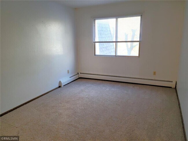 Building Photo - 539 S Wasson Ln