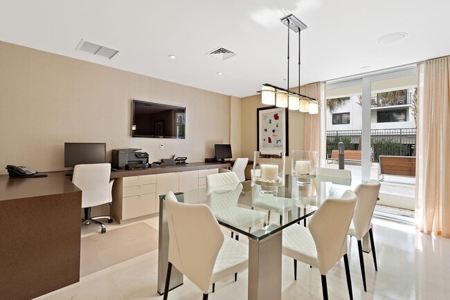 Building Photo - 155 S Ocean Ave