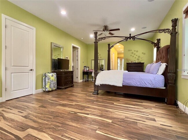 Building Photo - 3900 Reaves Rd