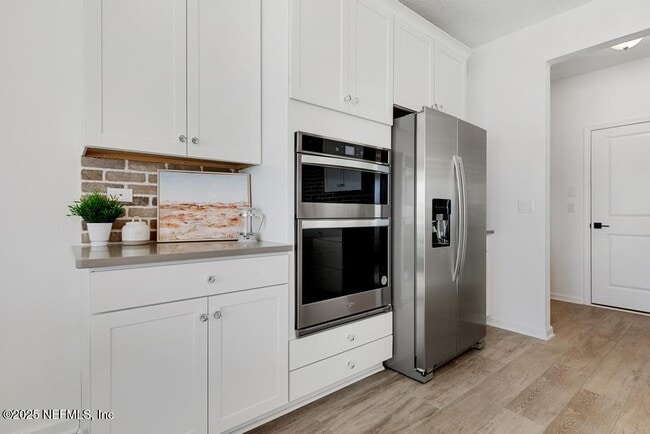 Building Photo - 27 Twilight Ln