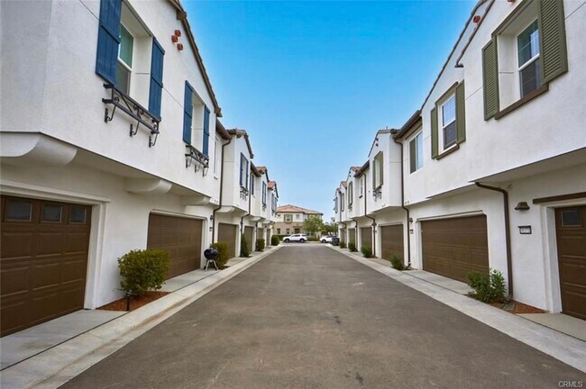 Building Photo - 30474 Downtown Way