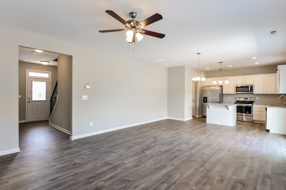 Building Photo - 235 Durwin Ln