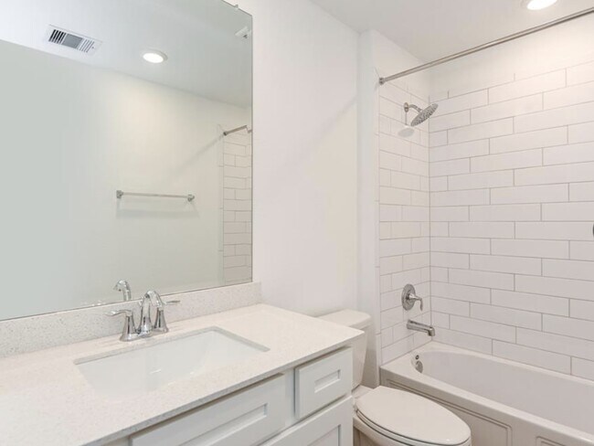 Building Photo - 530 Dry Fork Ln