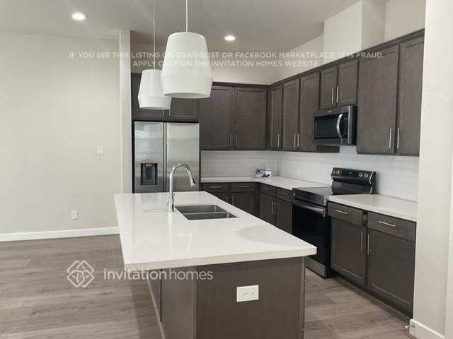 Building Photo - 10518 Executive Lake Dr