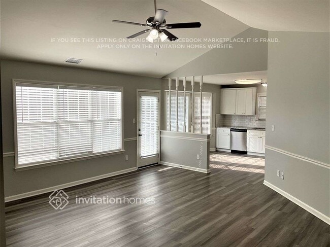 Building Photo - 3014 Faircroft Way