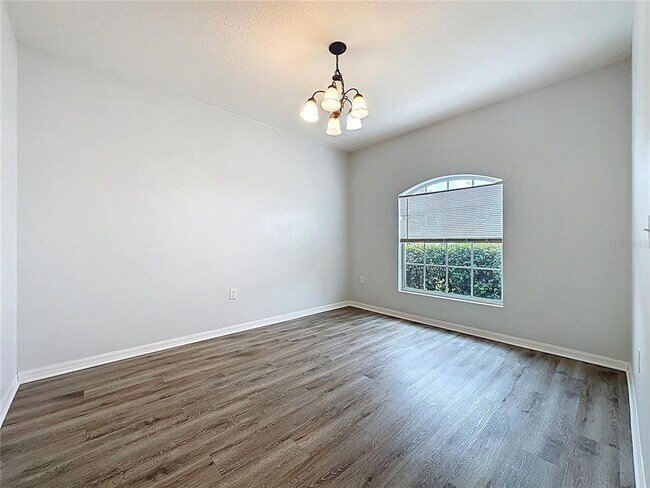Building Photo - 3169 Queen Alexandria Dr