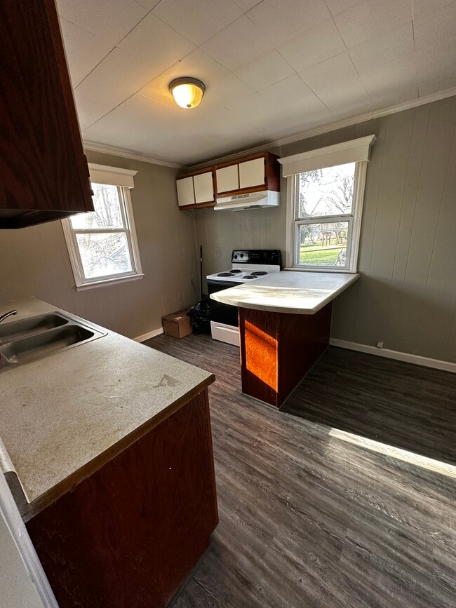 Building Photo - 1628 Rivermont Hts