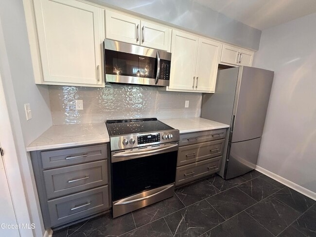 Building Photo - 413 Diamond Rock Cir