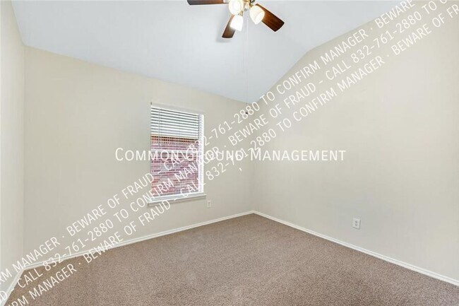 Building Photo - 1118 Grace Dr