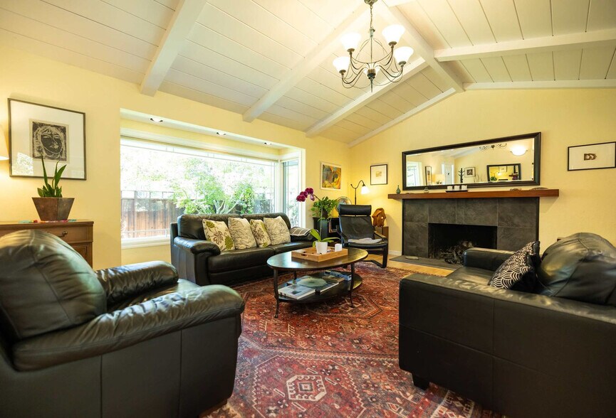 Building Photo - 611 Rheem Blvd