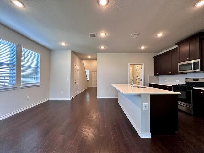 Building Photo - 11604 Roxburgh Pass