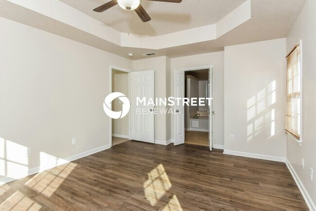 Building Photo - 4 Bedroom Pet-Friendly Home in JONESBORO, GA with Main Street Renewal