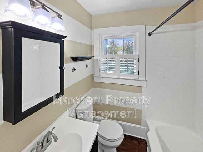 Building Photo - 312 Briarcliff Dr